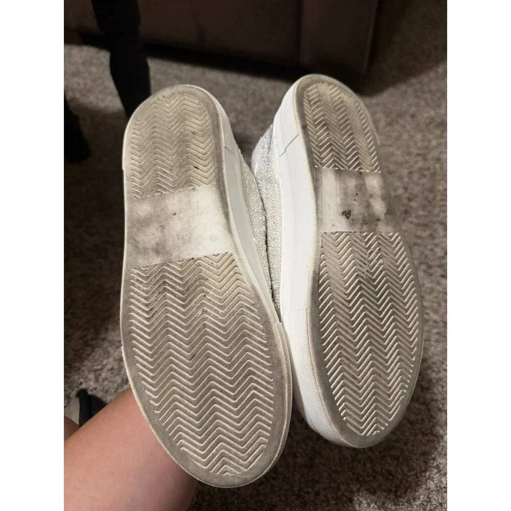 Betsey Johnson Sidny Pearl Rhinestone Platform Sneakers White Women’s Size 8